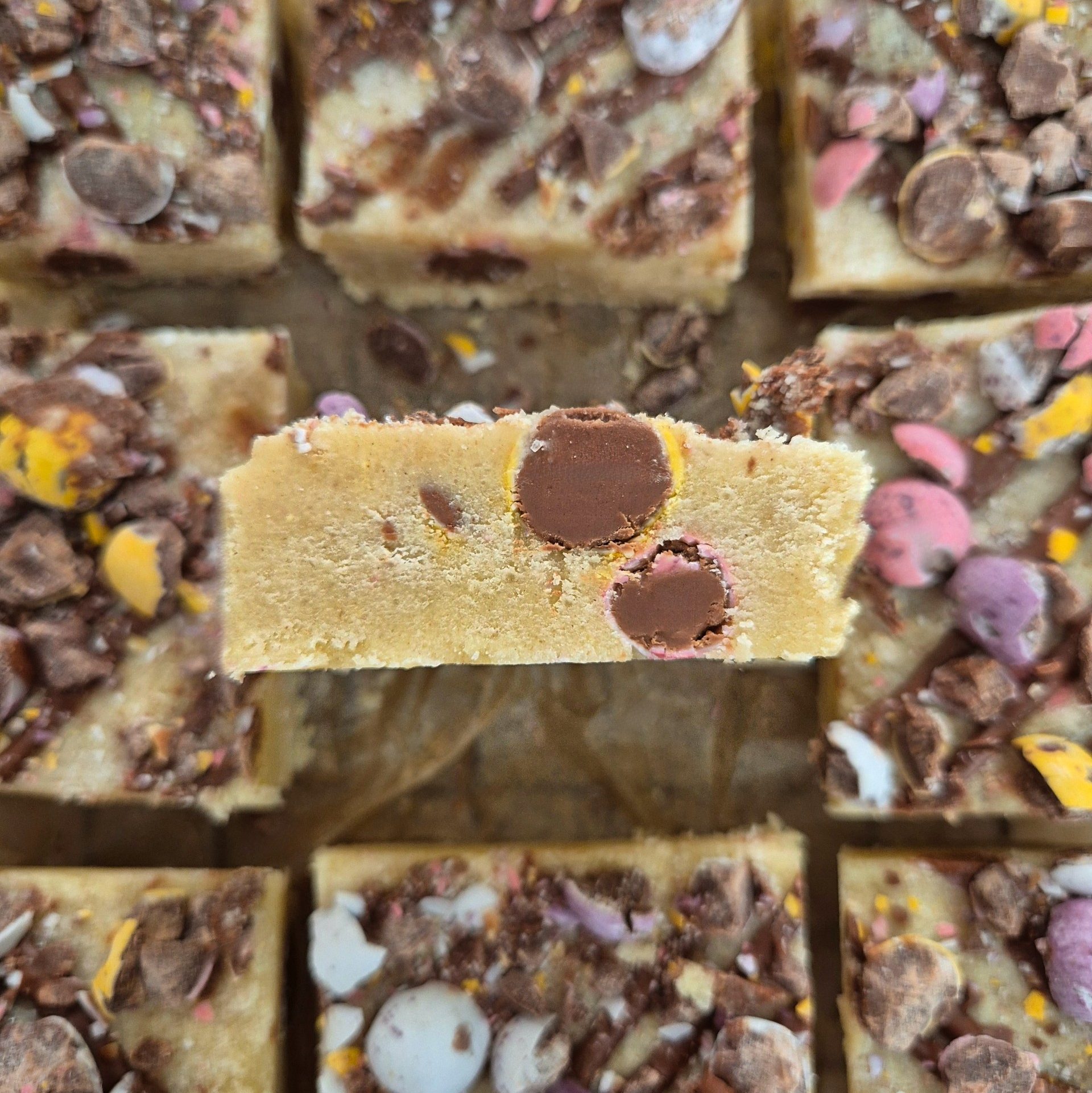 Mini Egg Shortbread