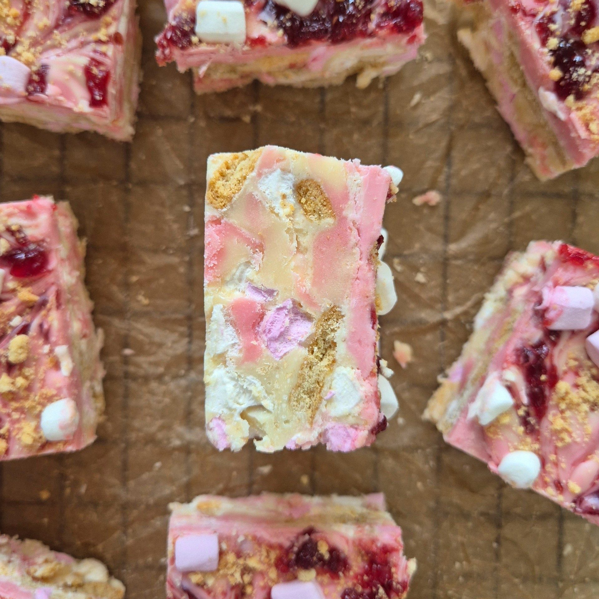 Raspberry Ripple Rocky Road